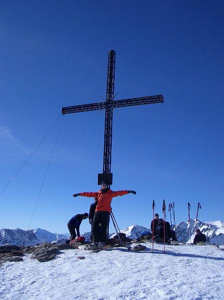 IMGP3855.jpg - Eszter am Gipfelkreuz